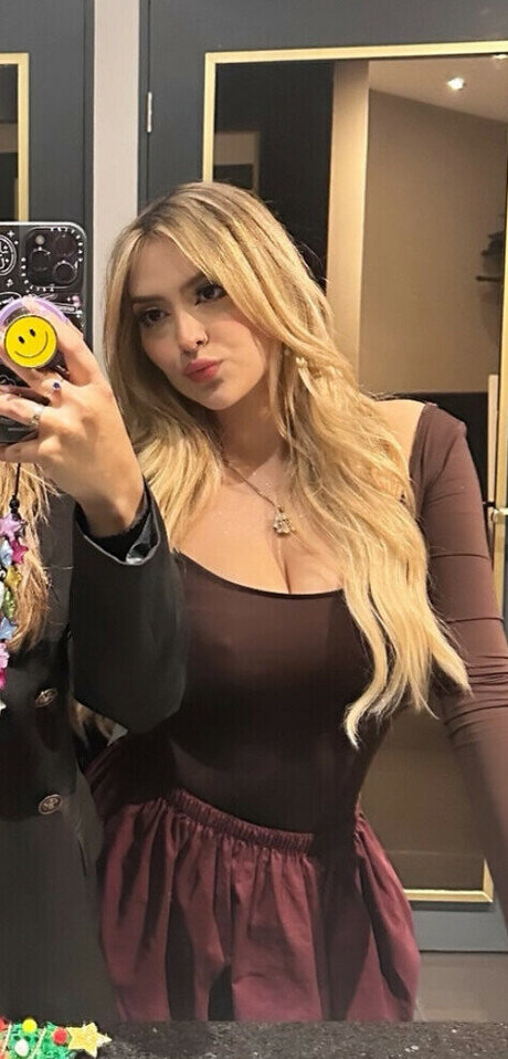 AriGameplays 女優 写真