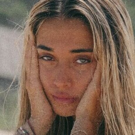 Lorena Amadio かわいいスター 写真