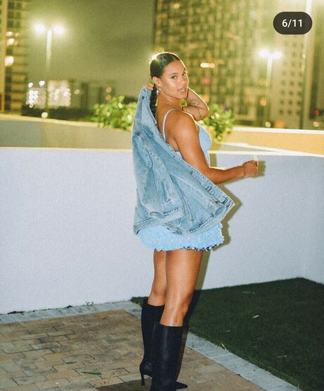 Satou Sabally ヌード女優 写真