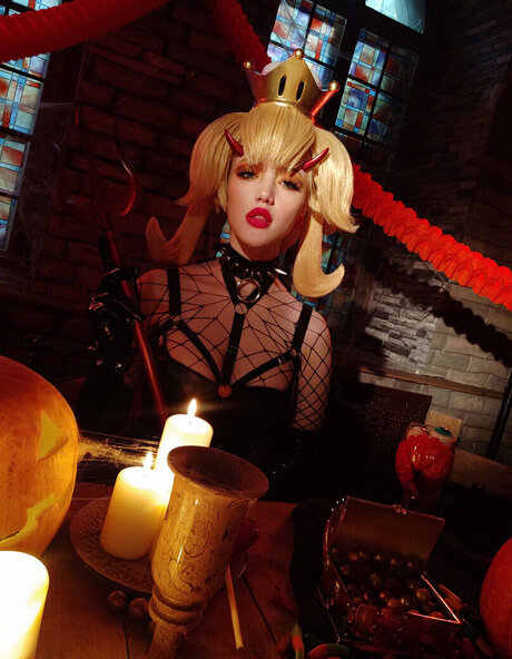 ビキニファックオンリーファンズ 可愛い 写真