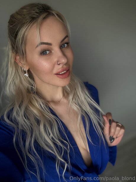 Paola blond 無料女優 写真