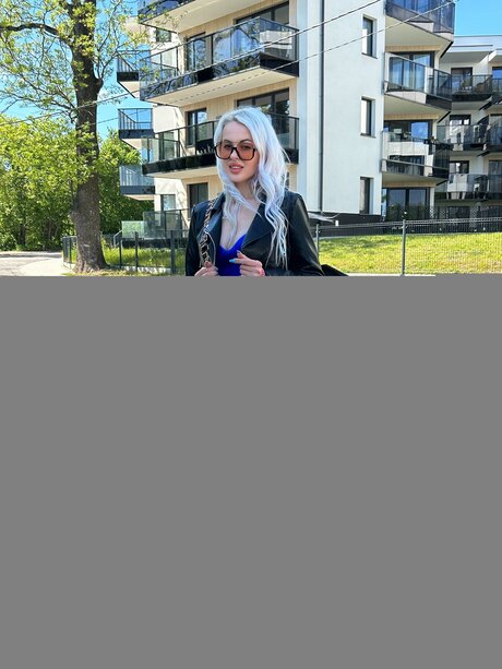 Paola blond かわいいスター アーカイブ