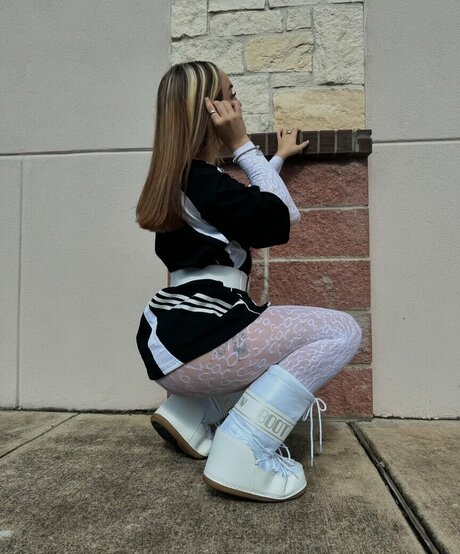 des suzanne ヌードモデル 写真