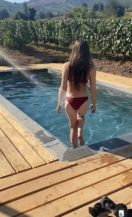 ナチュラルガールズオンリーファン アダルト 写真