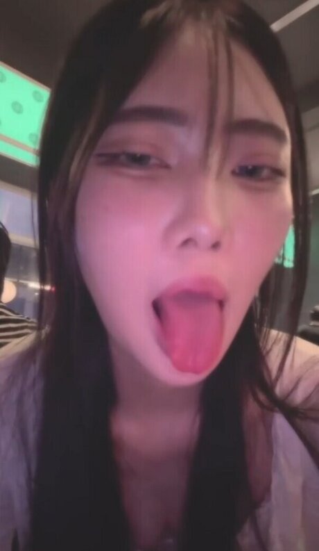 アジア人のセックステープ オンリーファンズ ホット裸 画像