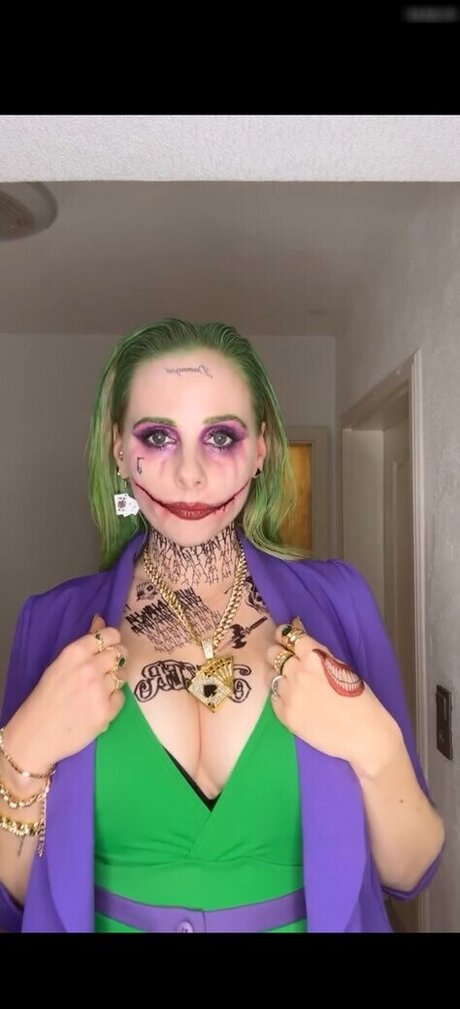 Jacqueline Sparrow アダルトモデル 写真