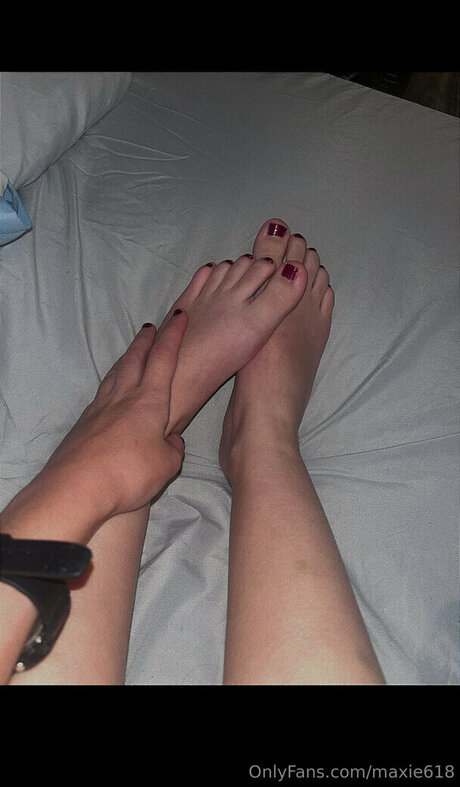 Maxie618 アダルトモデル 写真