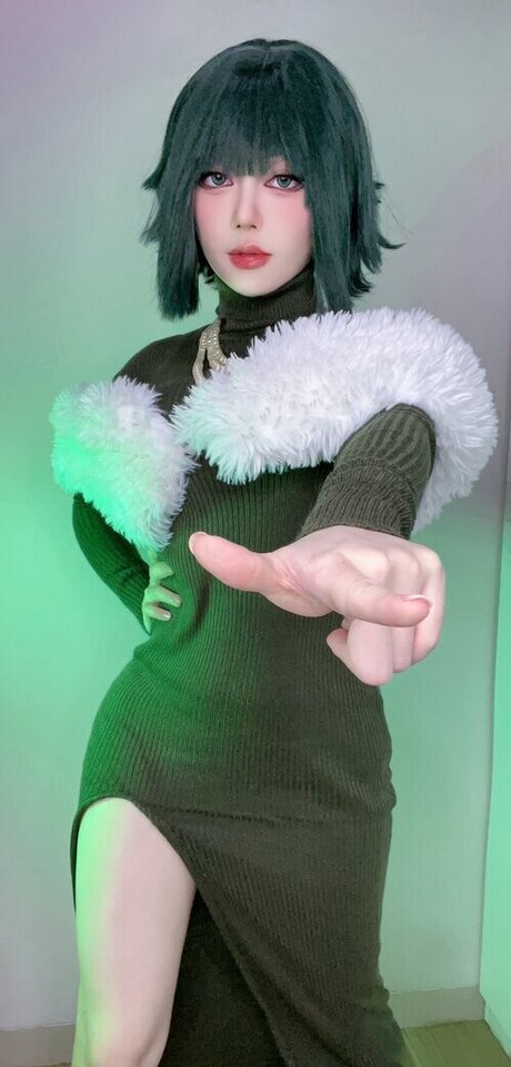 Faixvey アダルトモデル 画像