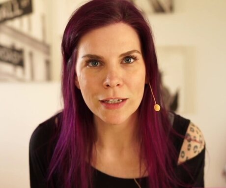 ホットなティーンオンリーファン アート裸 ギャラリー