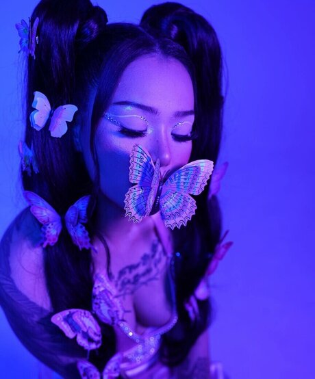 寝取られ無料オンリーファンズ ホットヌード 画像