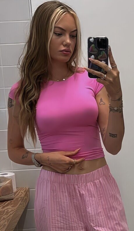 Cheyenne Ochsenknecht ポルノスター エロティック ギャラリー