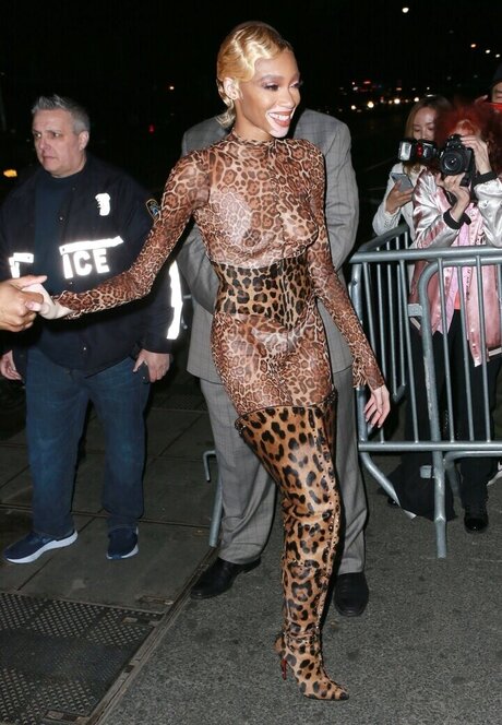 アマチュア寝取られオンリーファンズ セクシー 写真