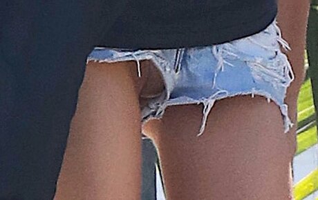 ディープスロート POV オンリーファンズ アートxxx アーカイブ