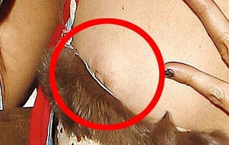 巨乳ラテン系オンリーファンズ ホットセックス 画像