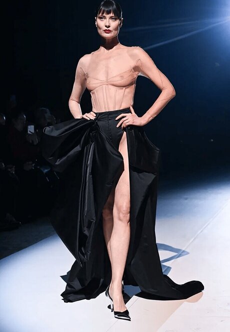 毛深い膣オンリーファンズ 無料ポルノ 写真