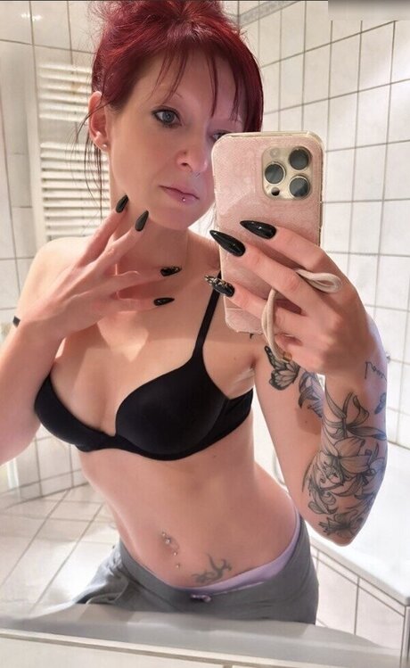 Nicole Anna 可愛い女優 写真
