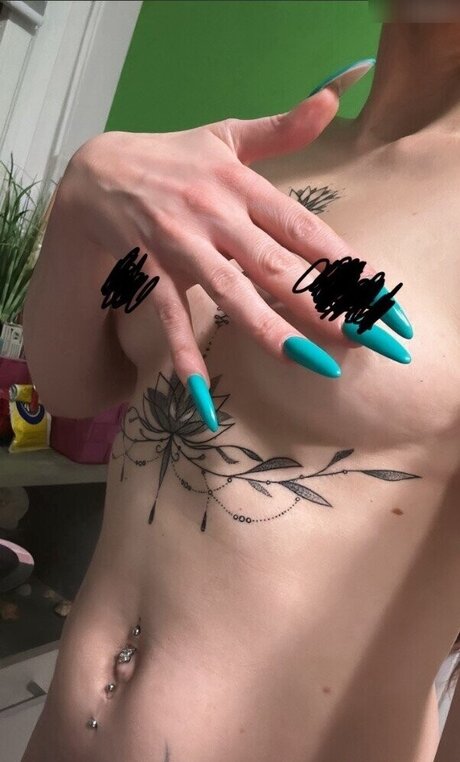 Nicole Anna セクシーモデル ギャラリー