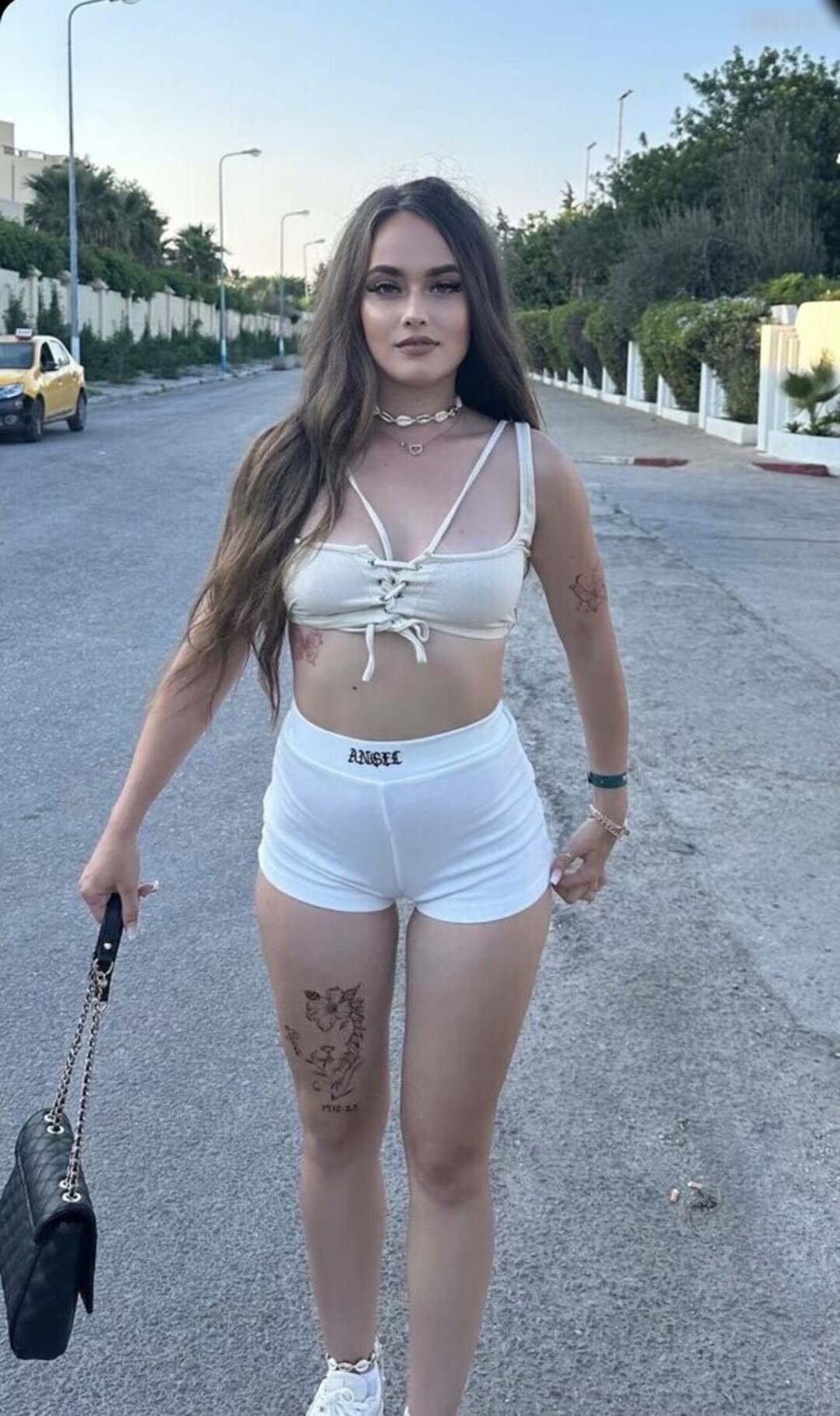 グローリーホール妻オンリーファンズ ヌード ギャラリー