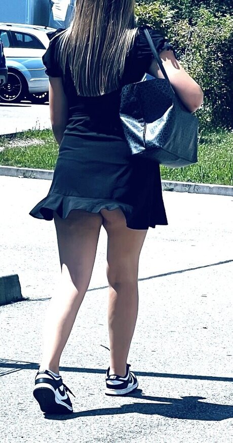 Upskirt Candids 独占モデル 写真