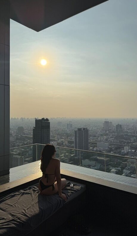 herstoryfeed トップポルノスター 写真