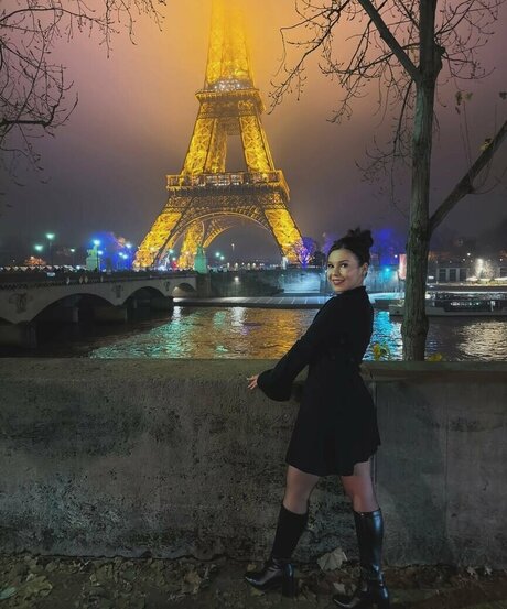 おっぱいオンリーファンズ 美しい裸 アーカイブ