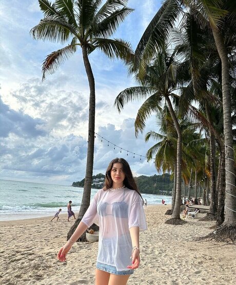 Leyla Afshonkar セックス女優 アーカイブ