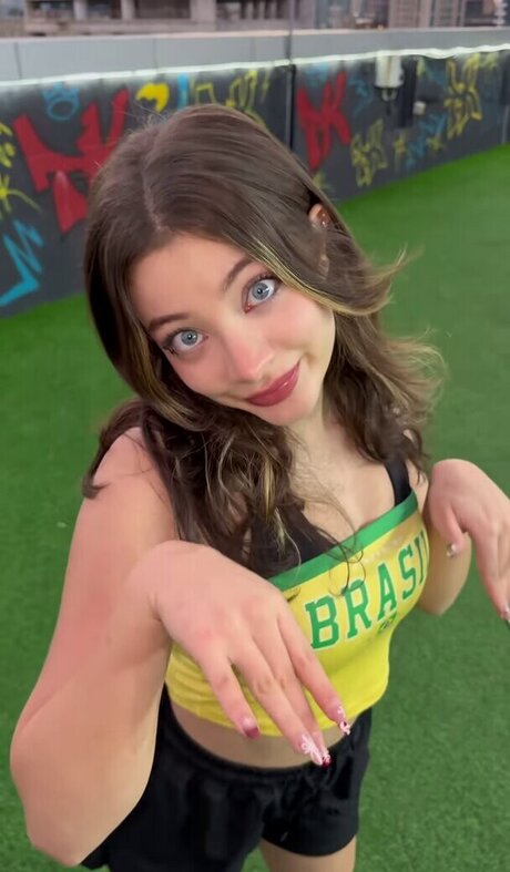 Leyla Afshonkar エロティック女優 写真
