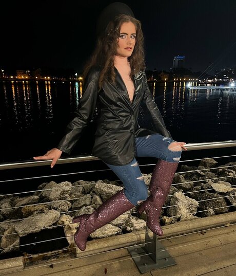 Felicia Thornsbury 美しいモデル 画像