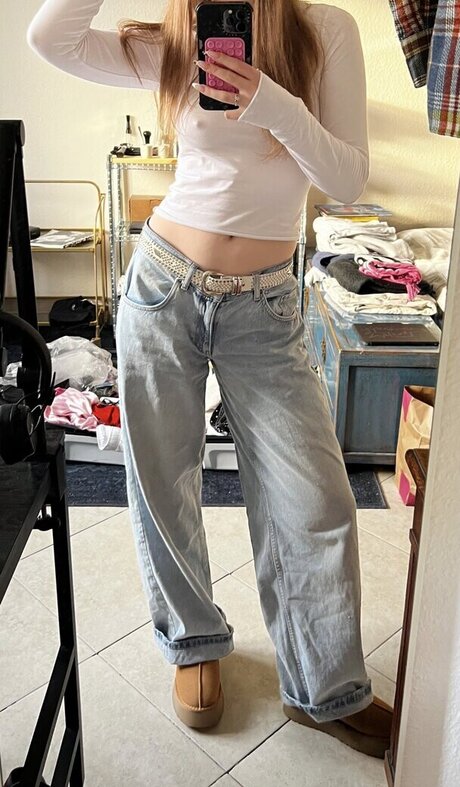 Yana Clare ポルノスター ヌード 写真