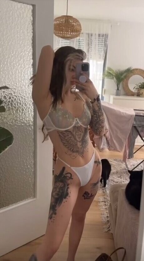 セクスティング無料オンリーファンズ 無料ヌード 写真