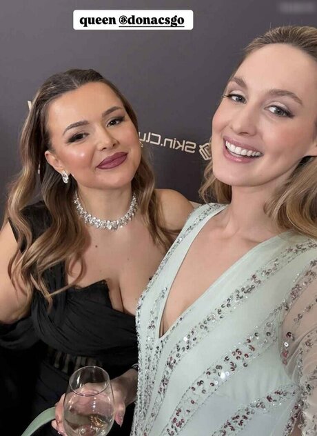 異人種間乱交オンリーファンズ ポルノ アーカイブ