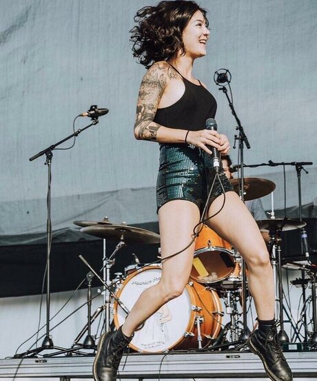 Japanese Breakfast ポルノスター アーカイブ