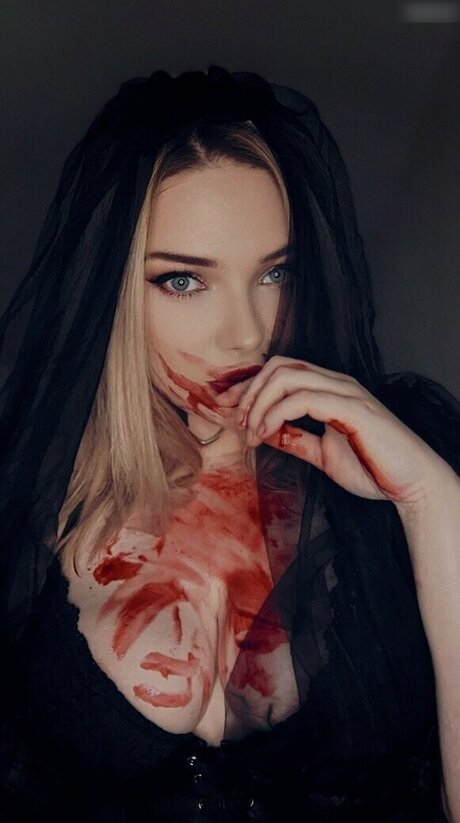 熟女無料オンリーファンズ セクシー 写真