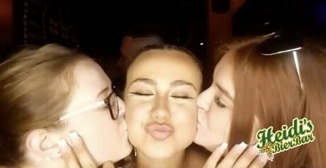 オンリーファンズを舐める 無料セックス 写真