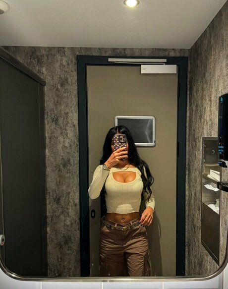 アスレチックオンリーファンズ ポルノグラフィック 写真