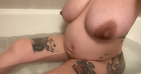 美しいアジアのオンリーファンズ セックス 写真