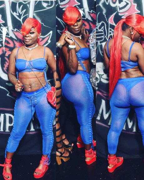 Yolanda Wallace スター 写真