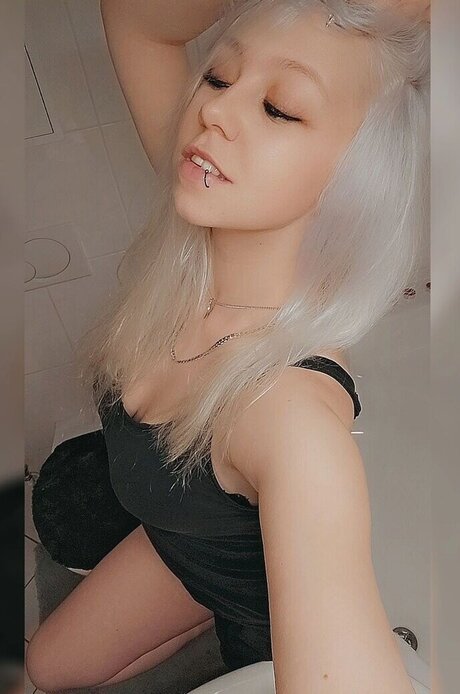 Eiskaltes Miststueck 素敵なスター 写真