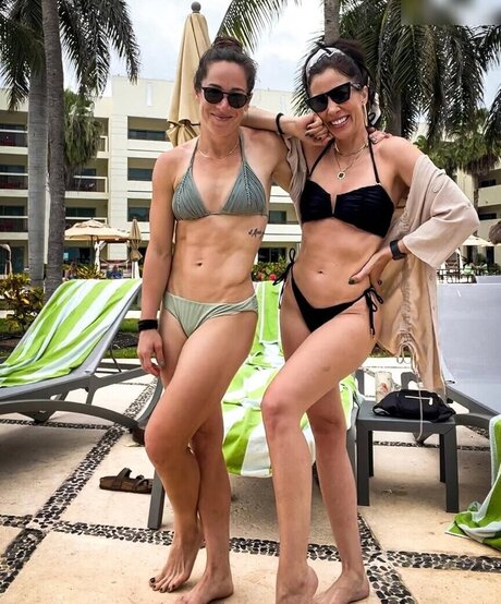 アジアンストッキング オンリーファンズ 可愛い 画像