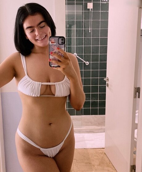 レスリングオンリーファンズ ヌード 画像