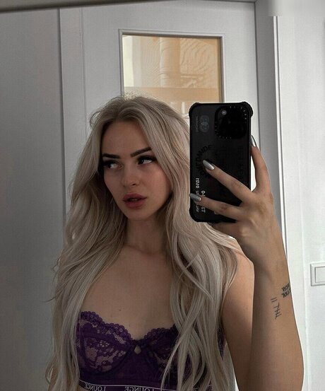 Zclina セックスモデル 画像