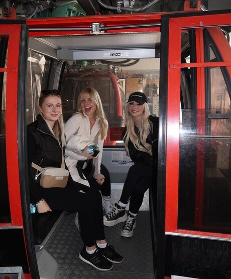 Zclina アートスター ギャラリー