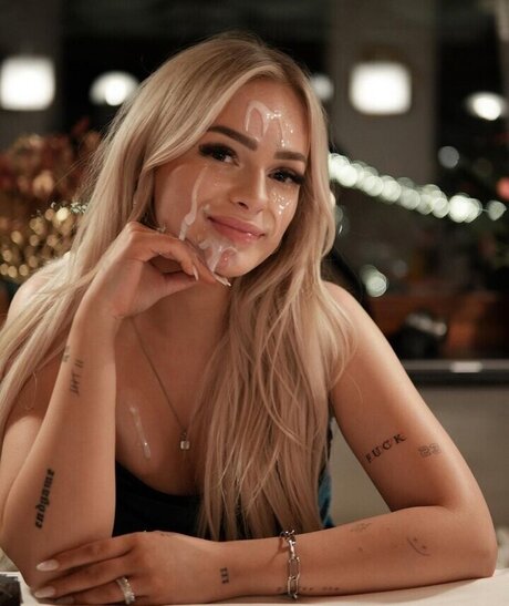 Zclina セックスモデル 写真