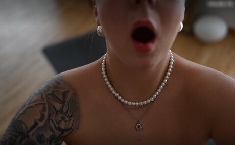 Anna Schmidt ポルノスター セックス 写真