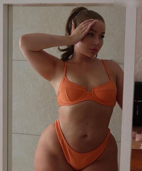 大きなお尻のオンリーファンズ アートxxx 写真