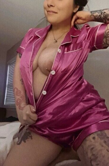黒檀のお尻オンリーファンズ 美しいxxx 画像