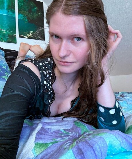 おっぱいオンリーファンズ ホットポルノ 画像