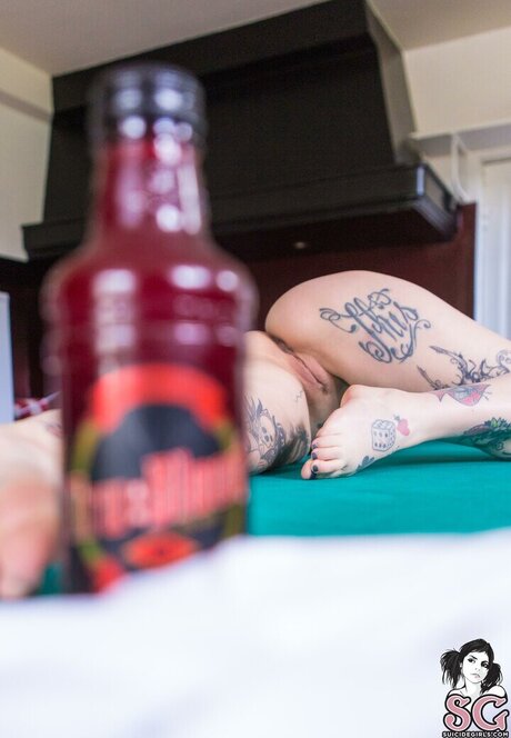 ポッグセルフィーオンリーファン ヌード 写真