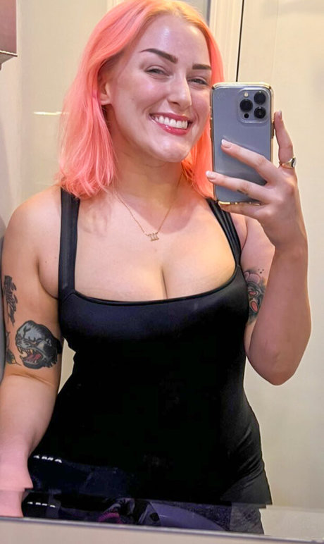 Allie Katch 可愛い女優 アーカイブ