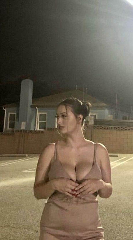 Emma Trotta 素敵なモデル 写真
